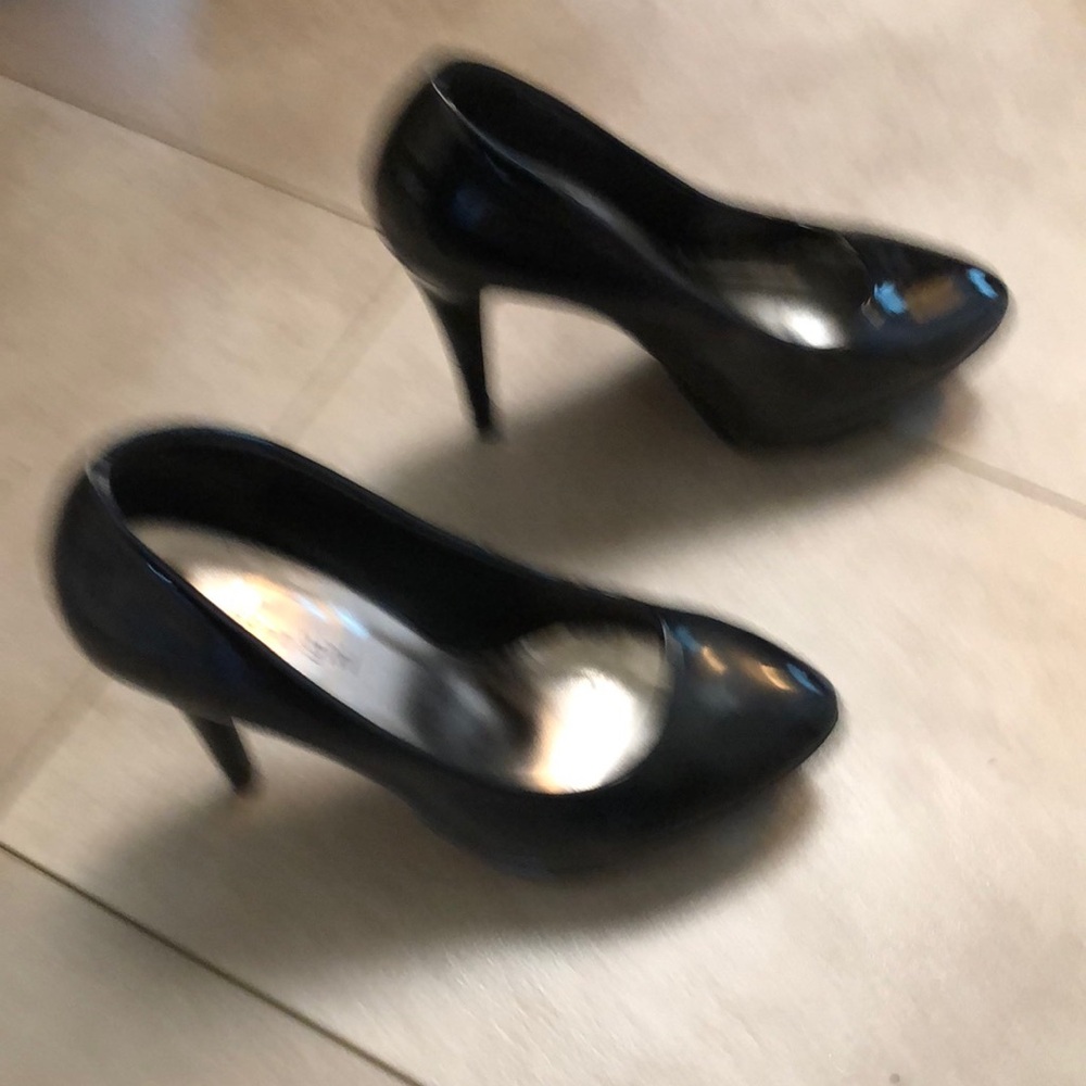 Madden Girl Black Classic Heels